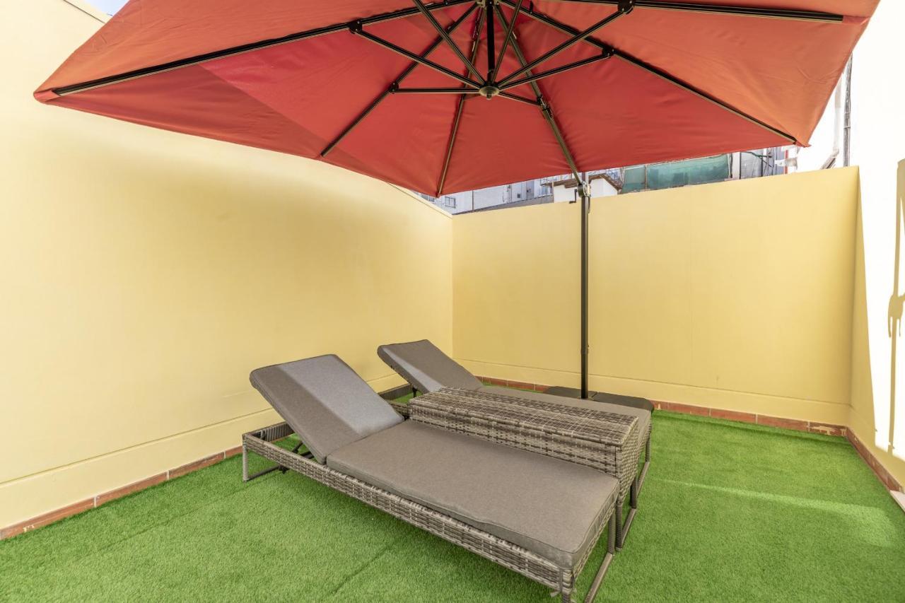 Marvellous Apt With A Large Private Terrace Walencja Zewnętrze zdjęcie