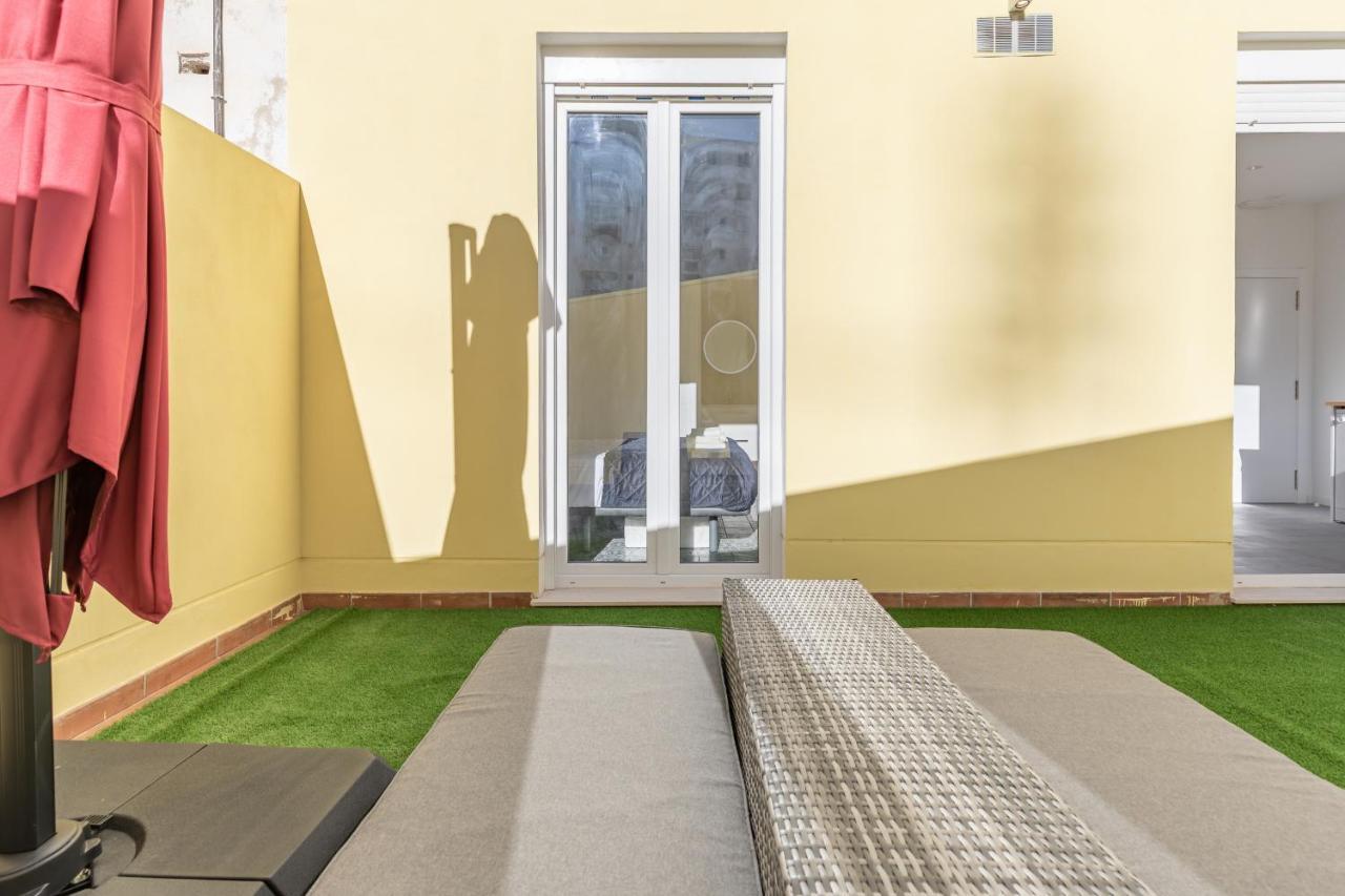 Marvellous Apt With A Large Private Terrace Walencja Zewnętrze zdjęcie