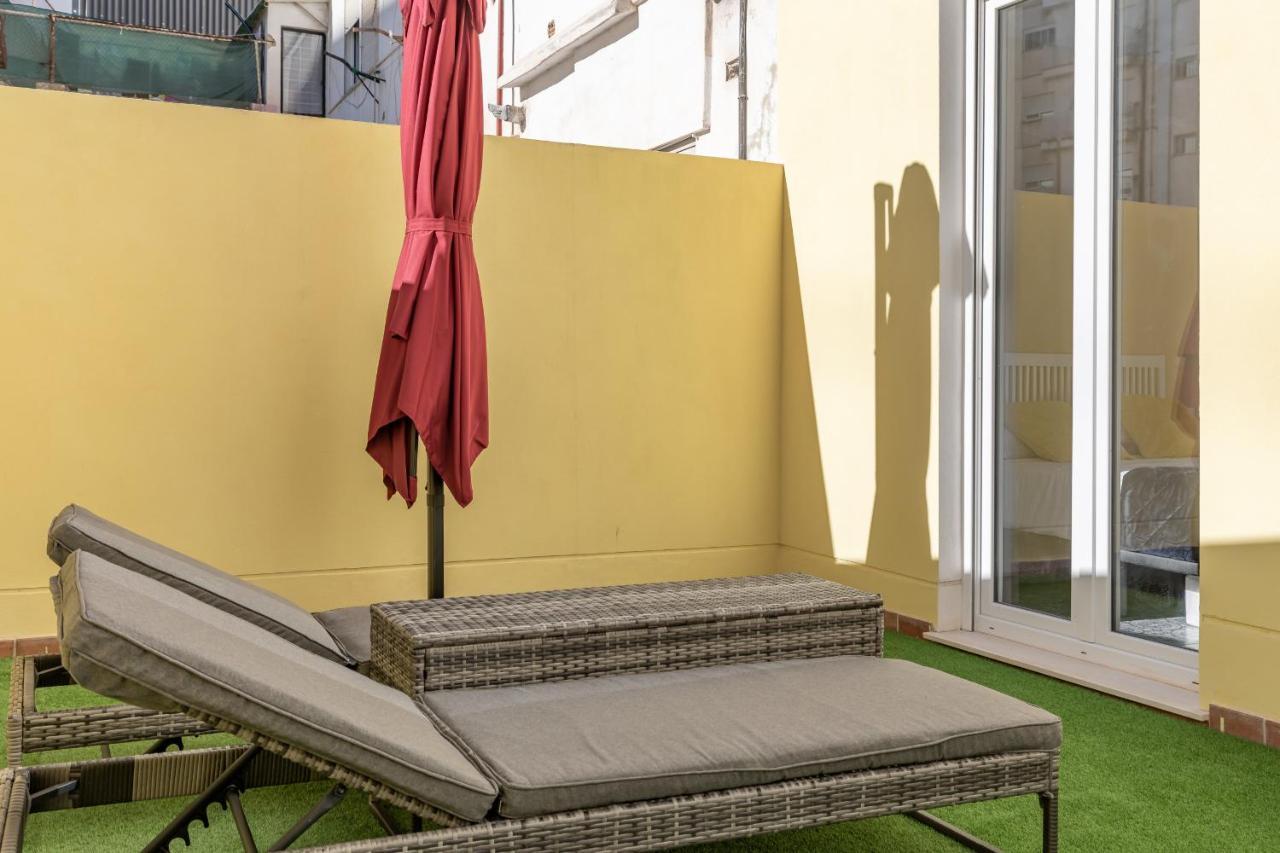 Marvellous Apt With A Large Private Terrace Walencja Zewnętrze zdjęcie